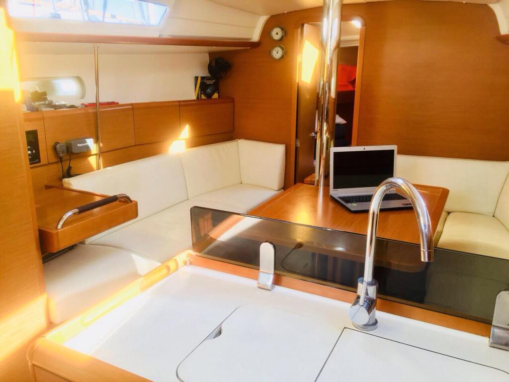 Segelyacht 