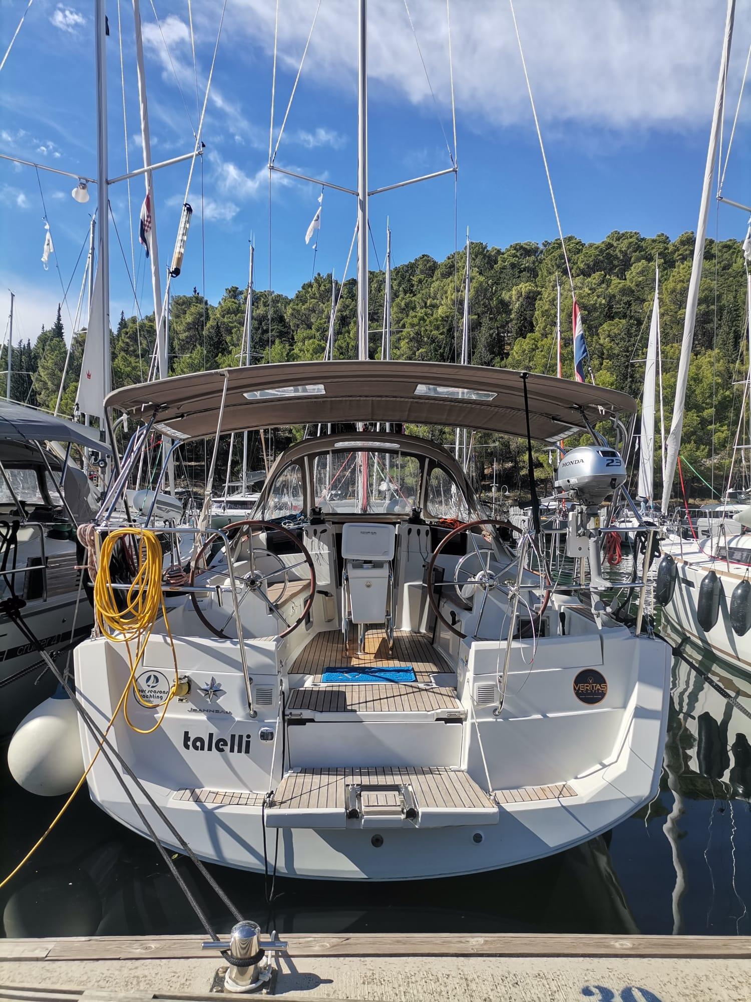 Segelyacht 