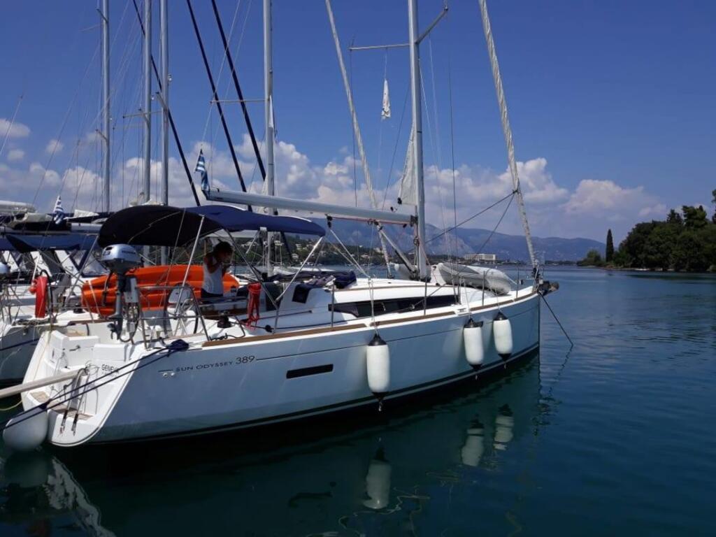 Segelyacht 