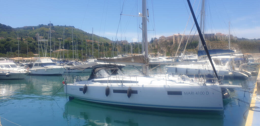 Segelyacht 