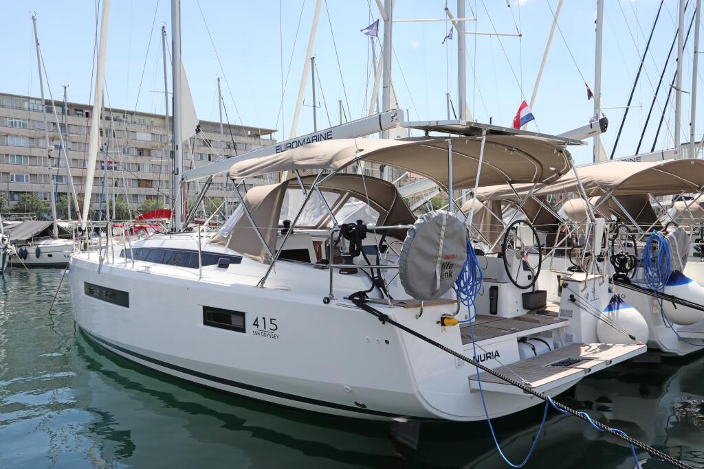 Segelyacht 