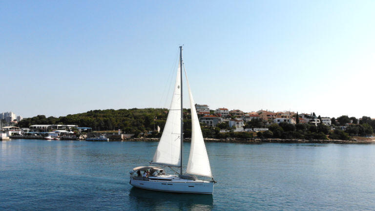 Segelyacht 