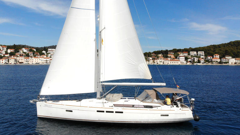 Segelyacht 
