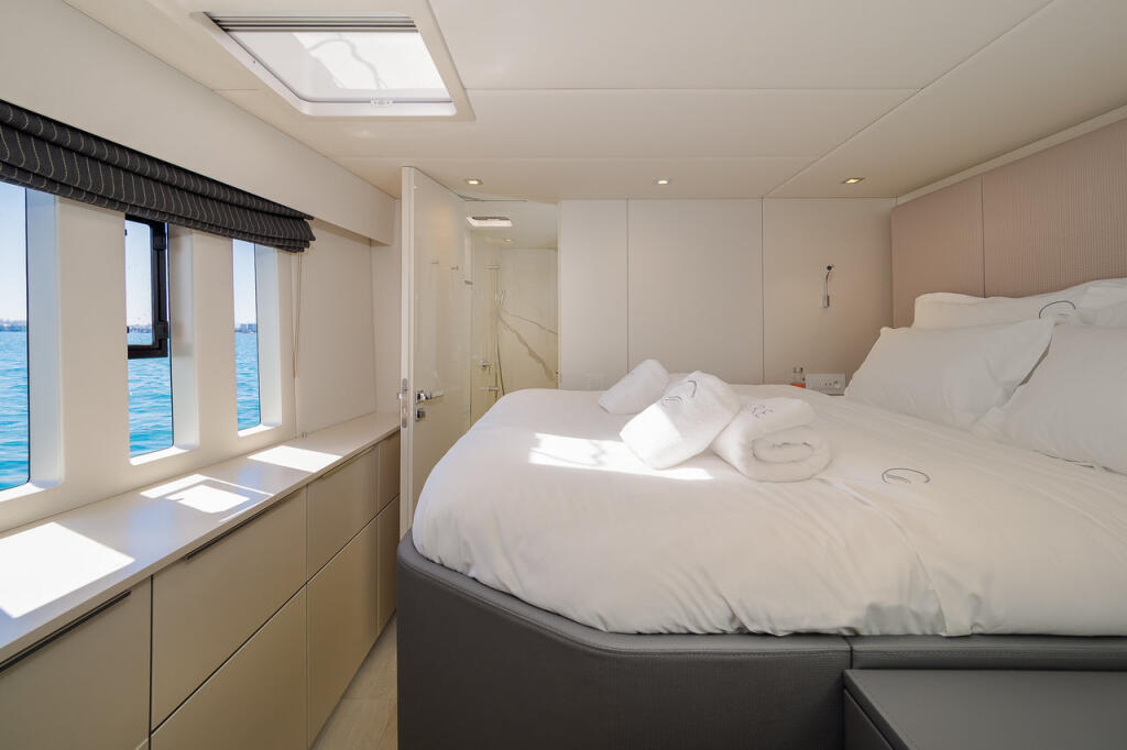Catamaran 