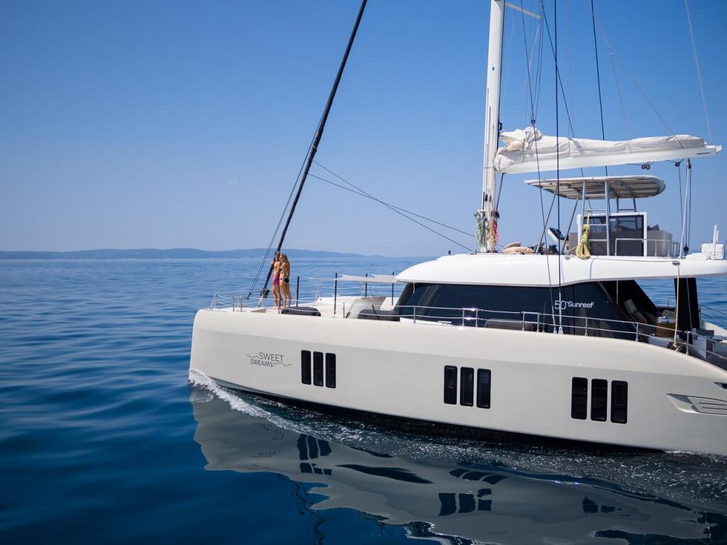 Catamaran 