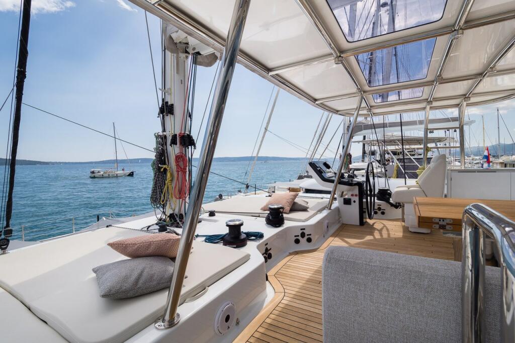 Catamaran 