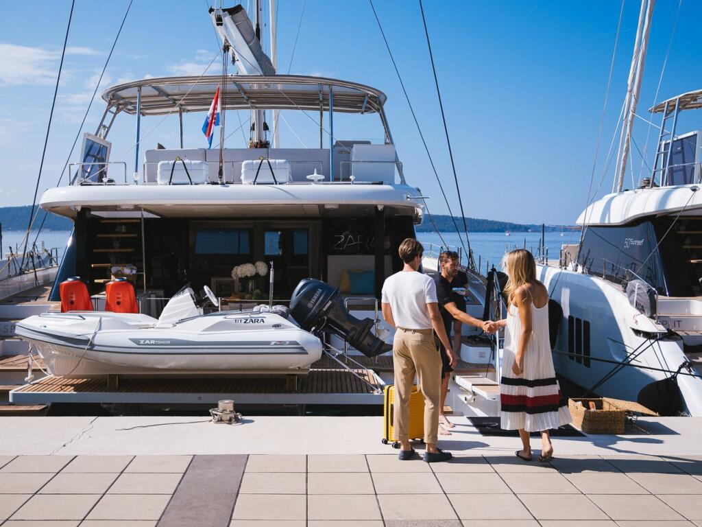 Catamaran 