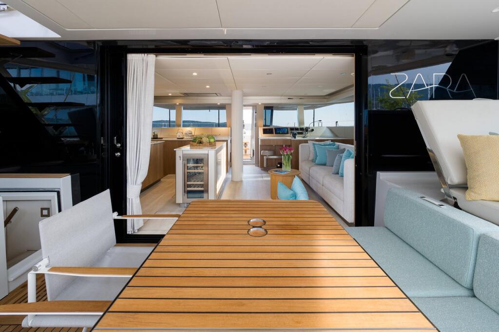 Catamaran 