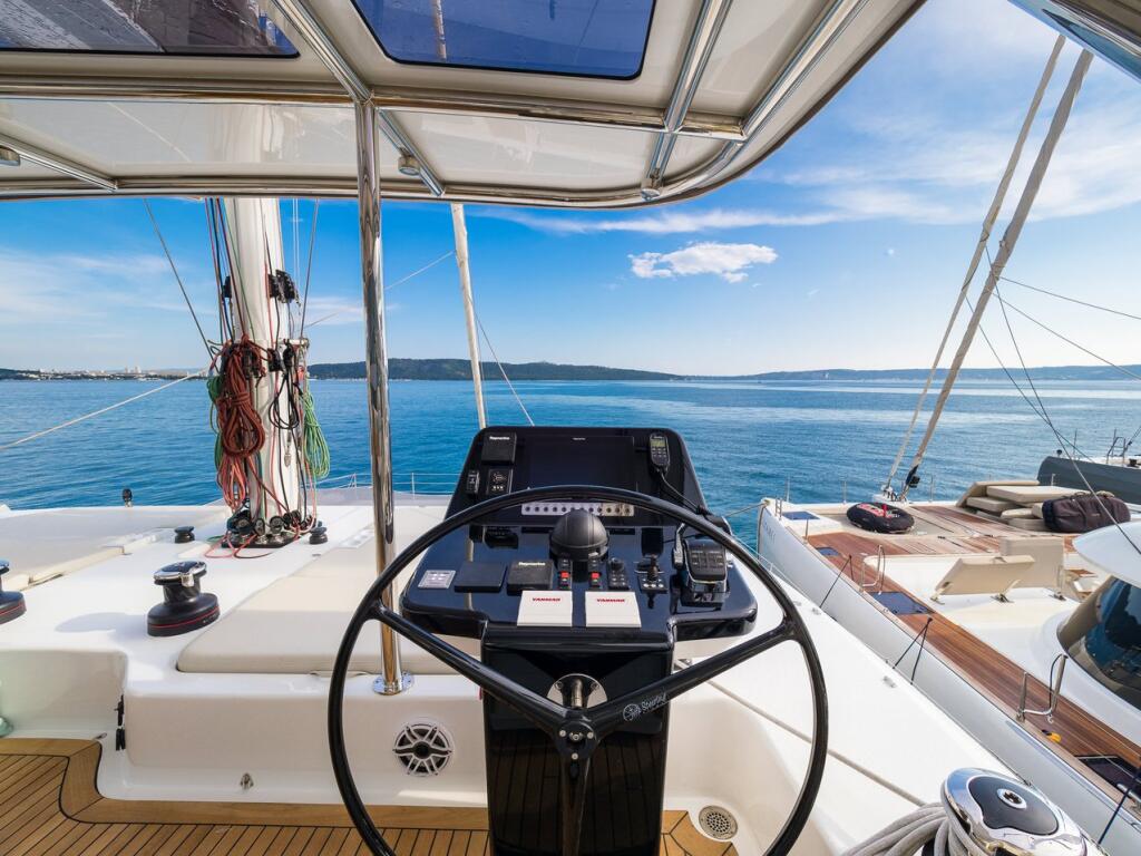 Catamaran 
