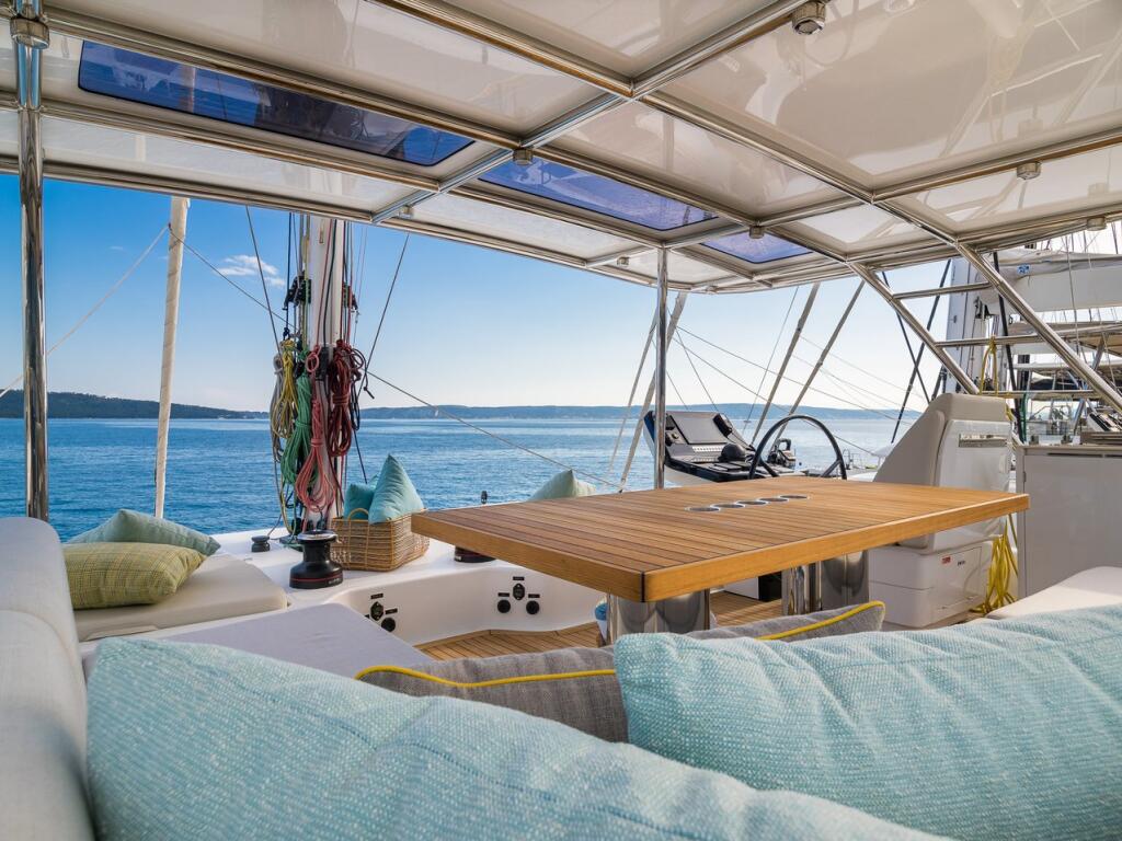 Catamaran 