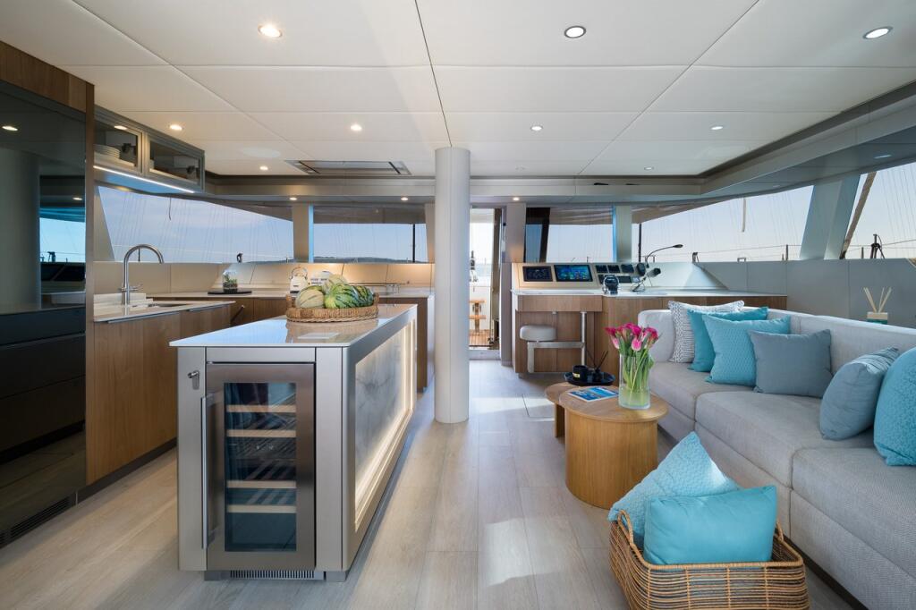 Catamaran 