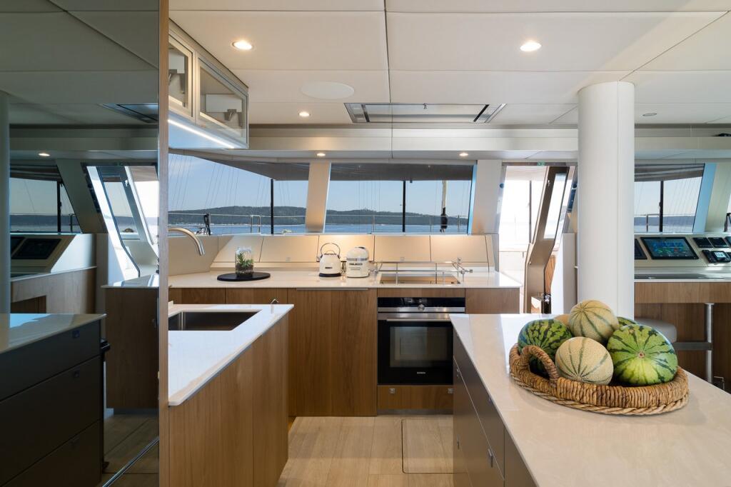 Catamaran 