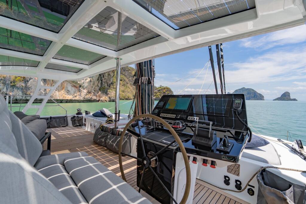 Catamaran 