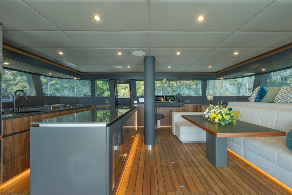 Catamaran 