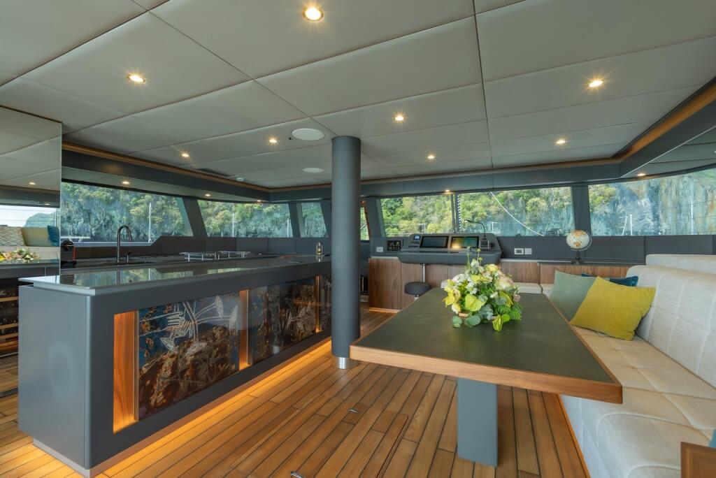 Catamaran 