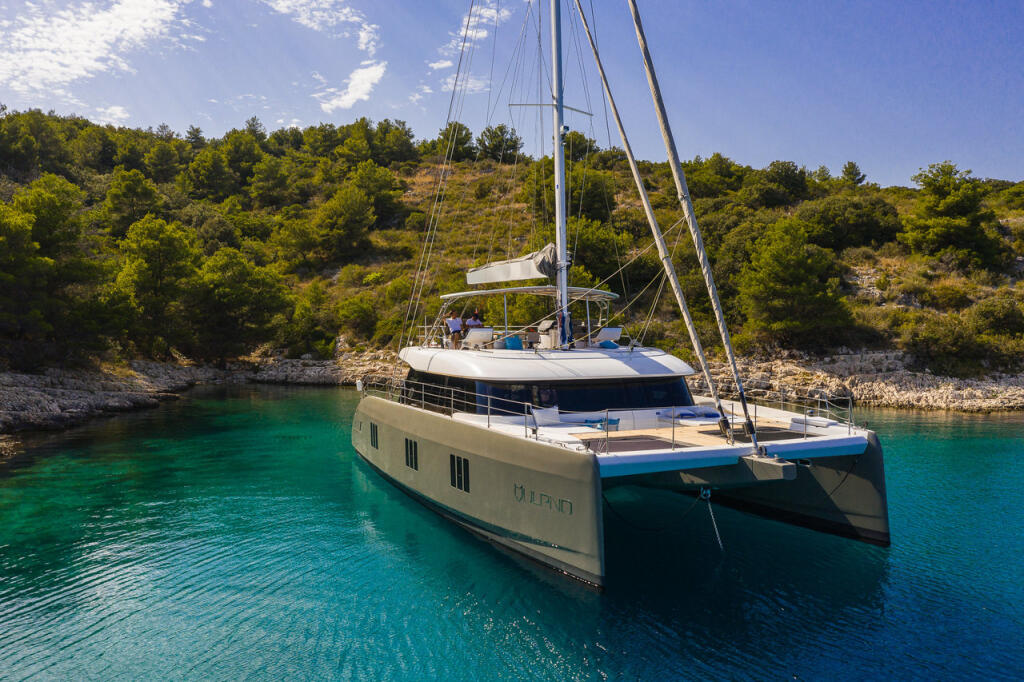Catamaran 