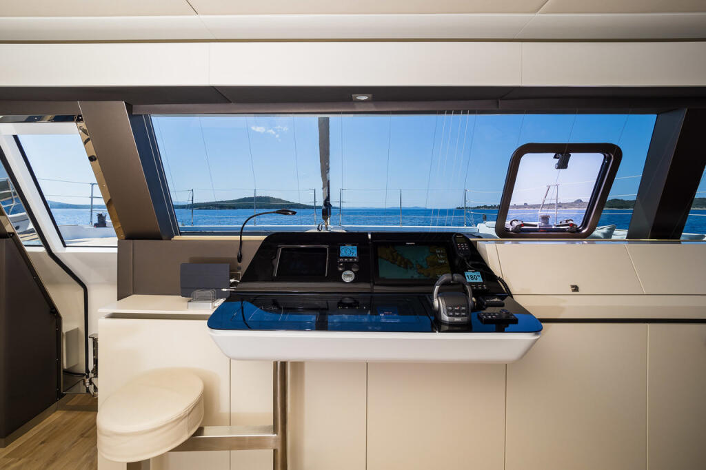 Catamaran 