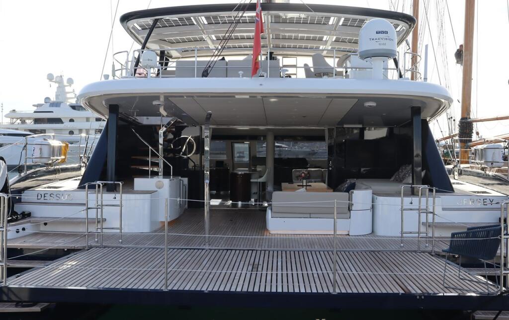 Catamaran 