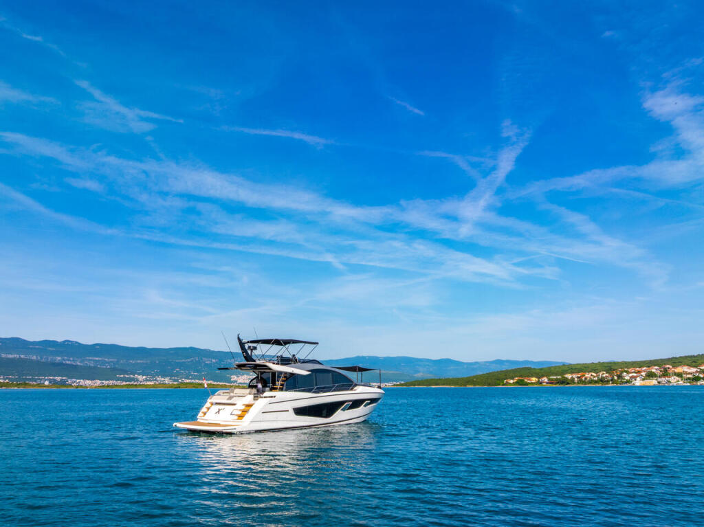Motoryacht 