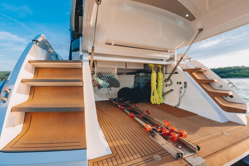 Motoryacht 