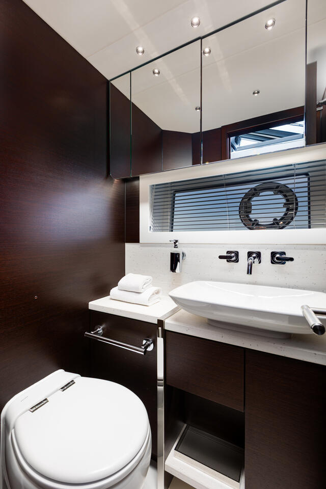 Motoryacht 