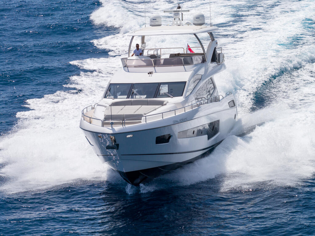 Motoryacht 