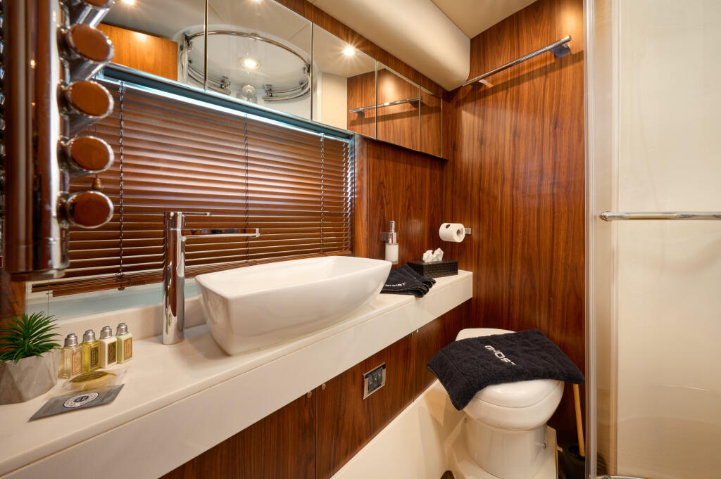 Motoryacht 