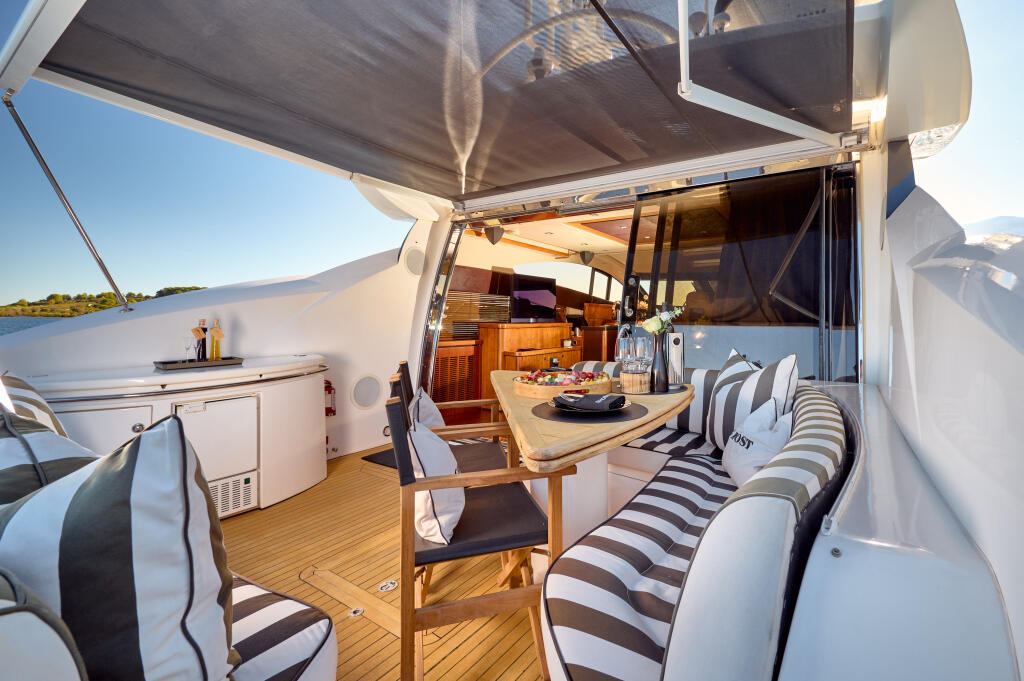 Motoryacht 
