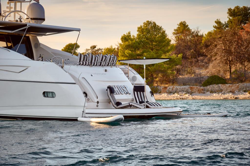 Motoryacht 