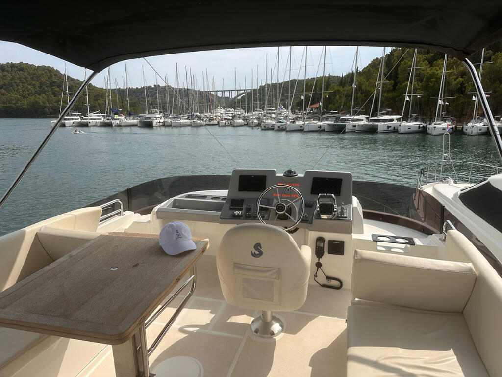 Motoryacht 