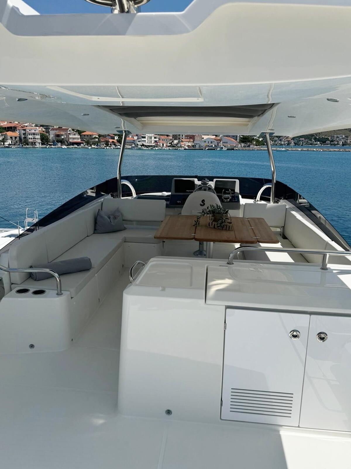 Motoryacht 