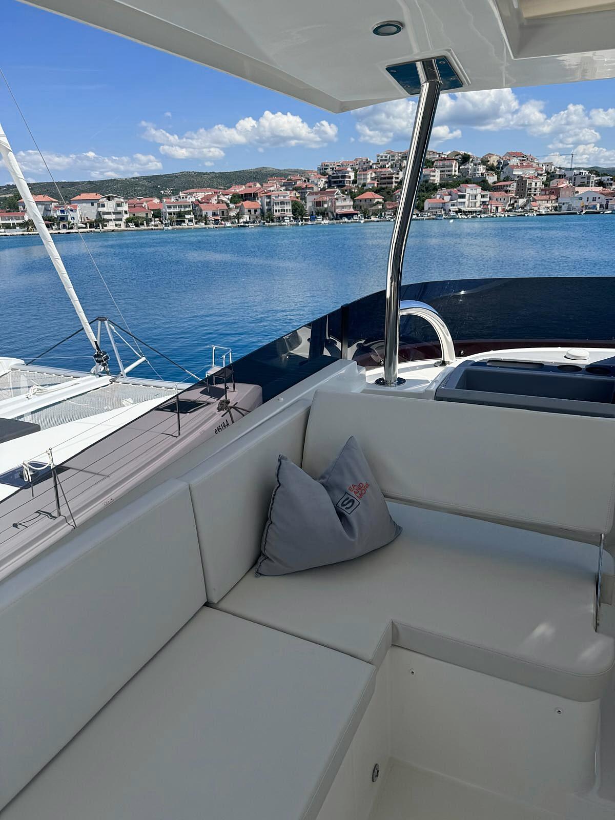 Motoryacht 
