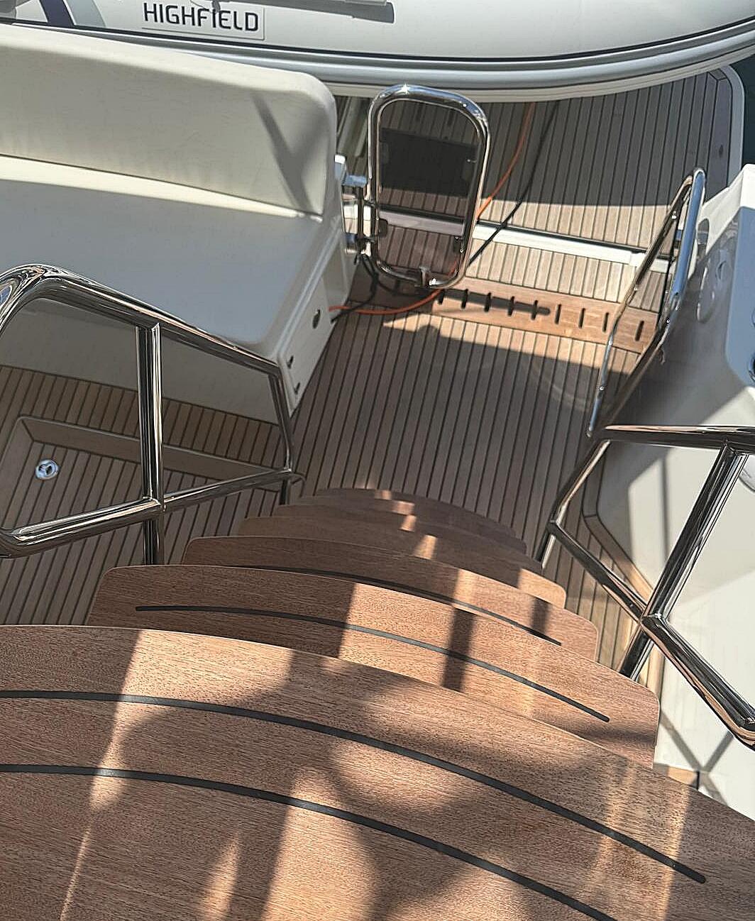 Motoryacht 