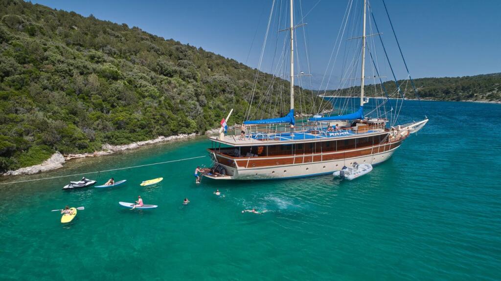 Gulet & Motor Sailer 