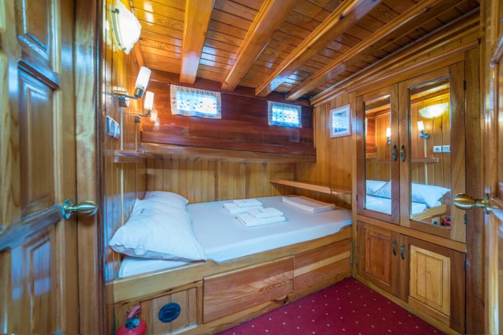 Gulet & Motor Sailer 