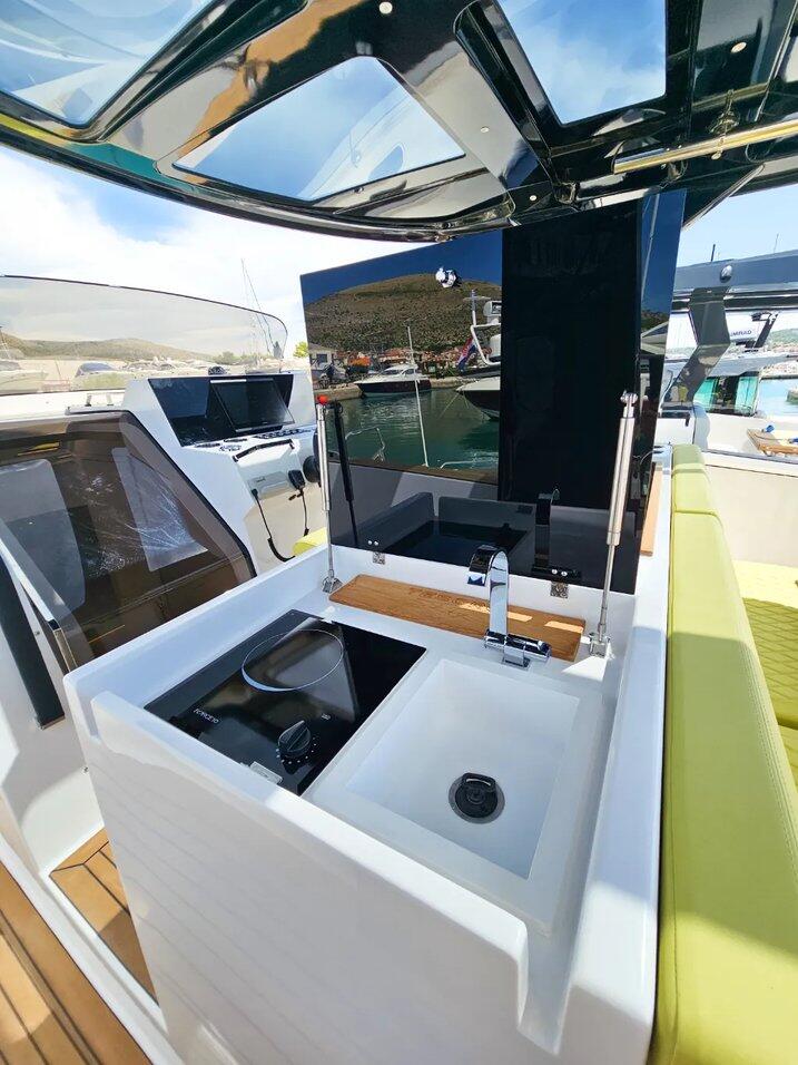 Motorboot 
