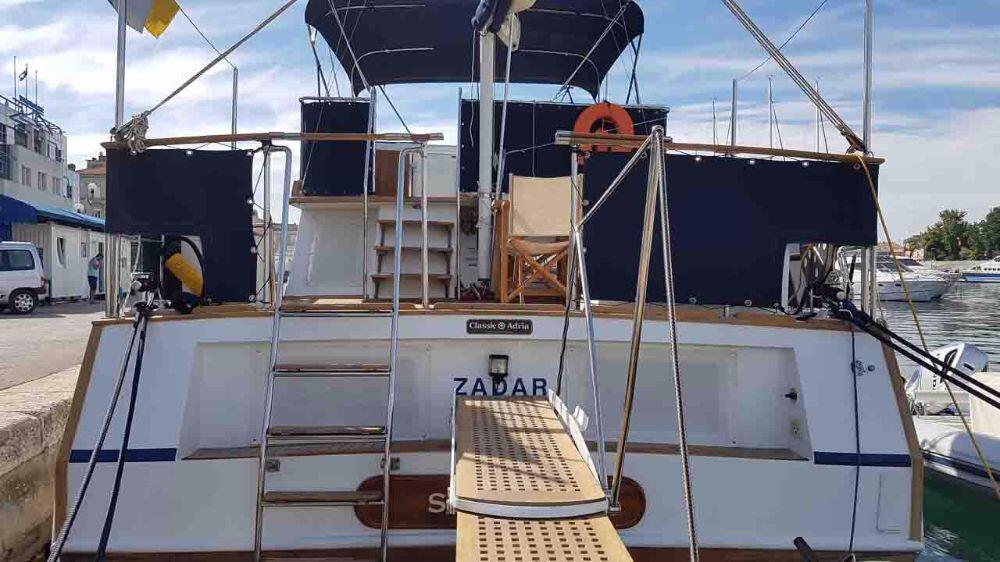 Motoryacht 