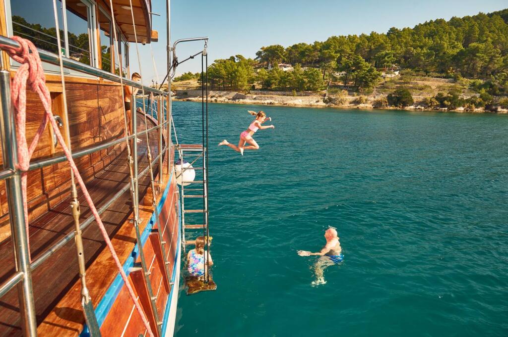 Gulet & Motor Sailer 