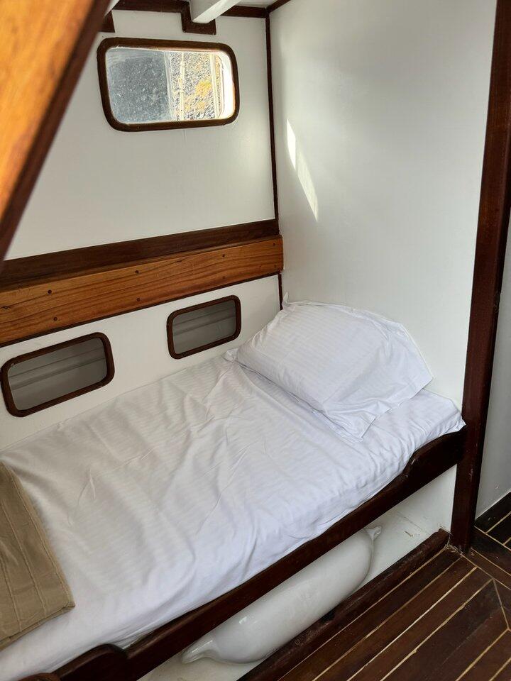 Hölzerne Yacht 