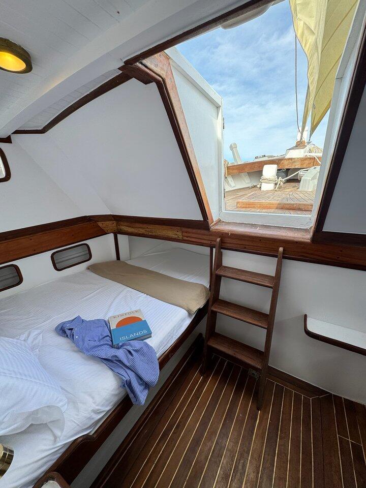 Hölzerne Yacht 