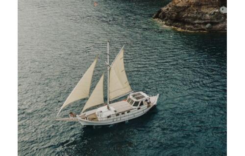 Hölzerne Yacht 