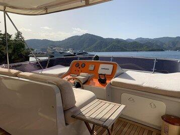 Motoryacht 