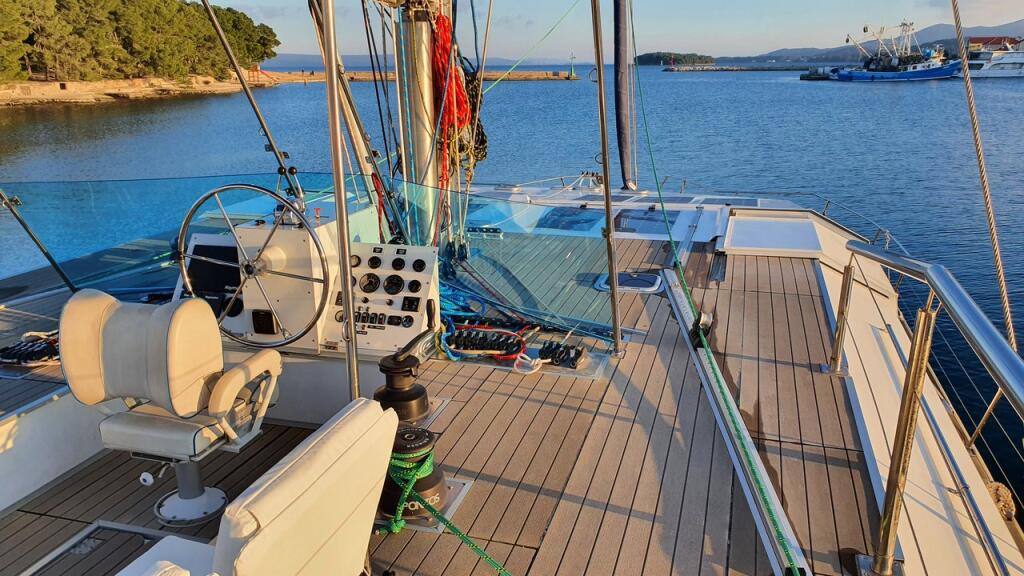 Catamaran 