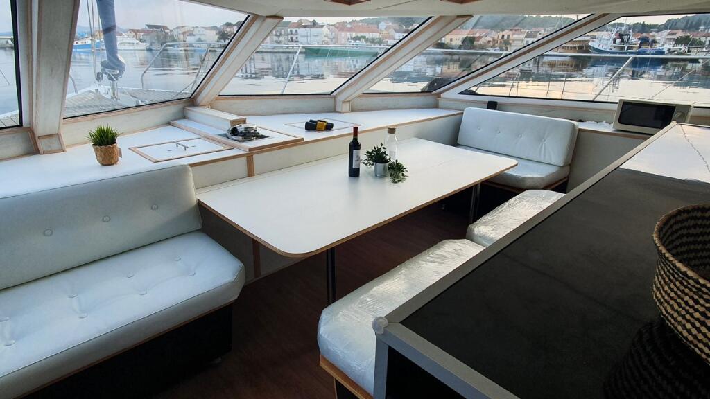 Catamaran 