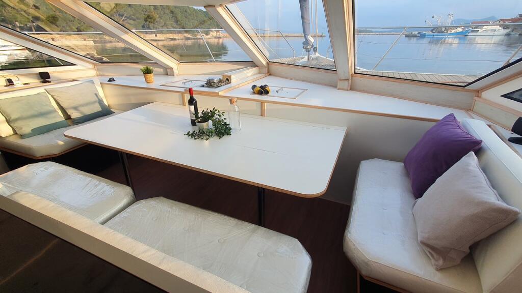Catamaran 