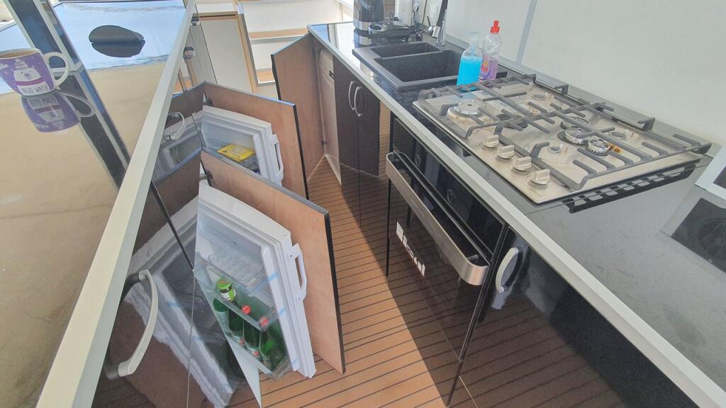 Catamaran 