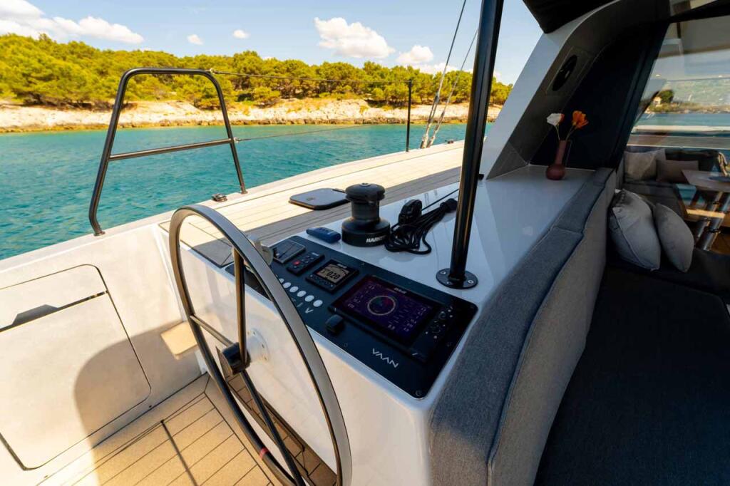 Catamaran 