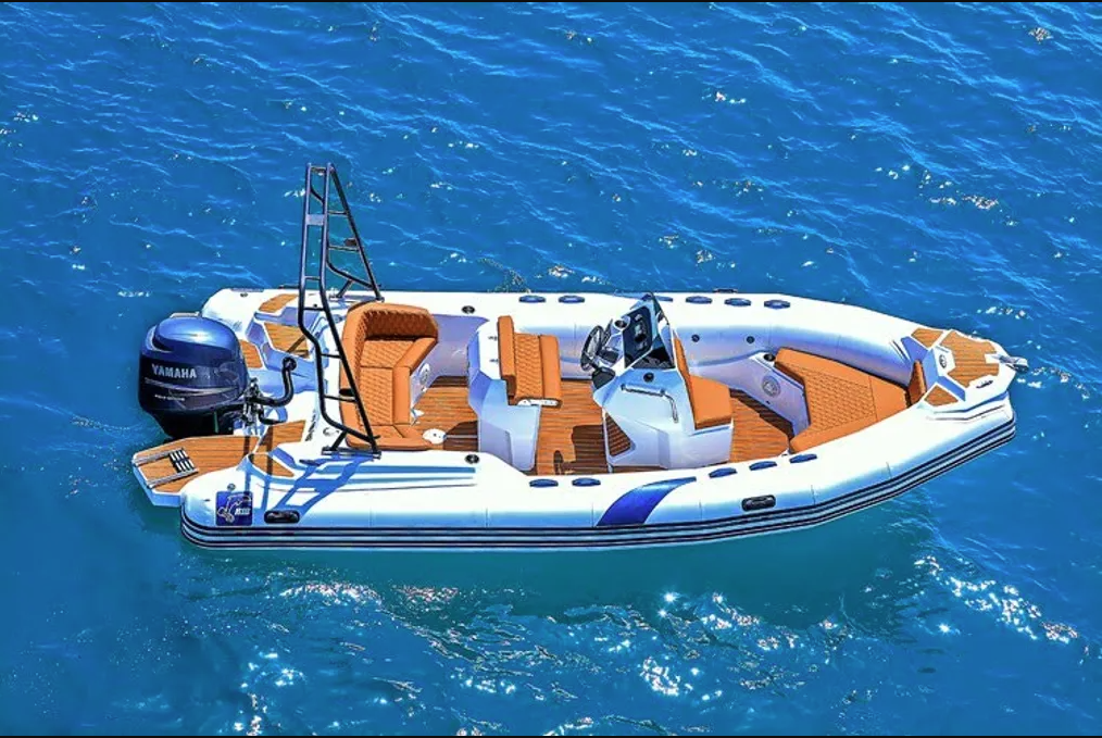 Rubber boat (R.I.B.) 