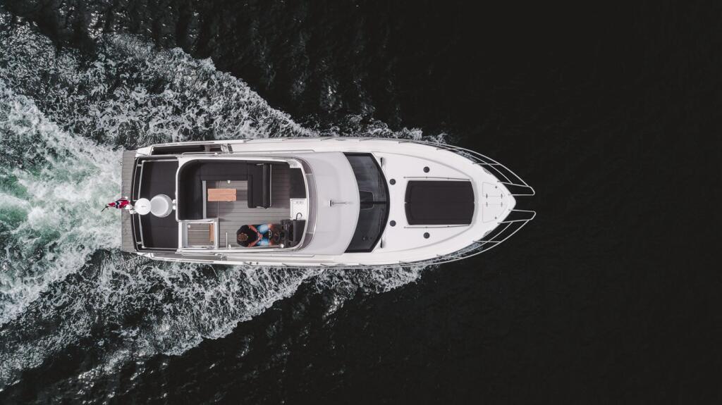 Motoryacht 