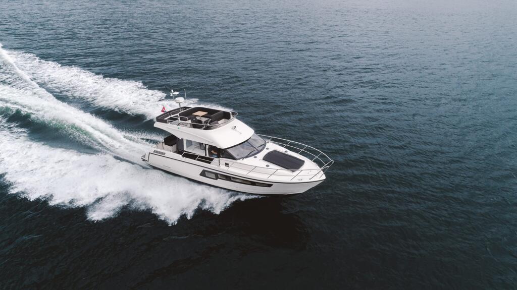 Motoryacht 
